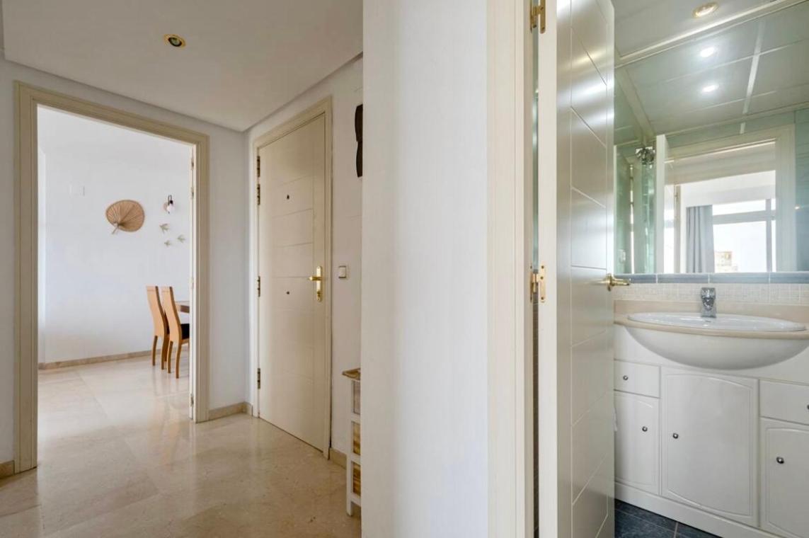 Apartamento Relax Sol De Бенидорм Экстерьер фото